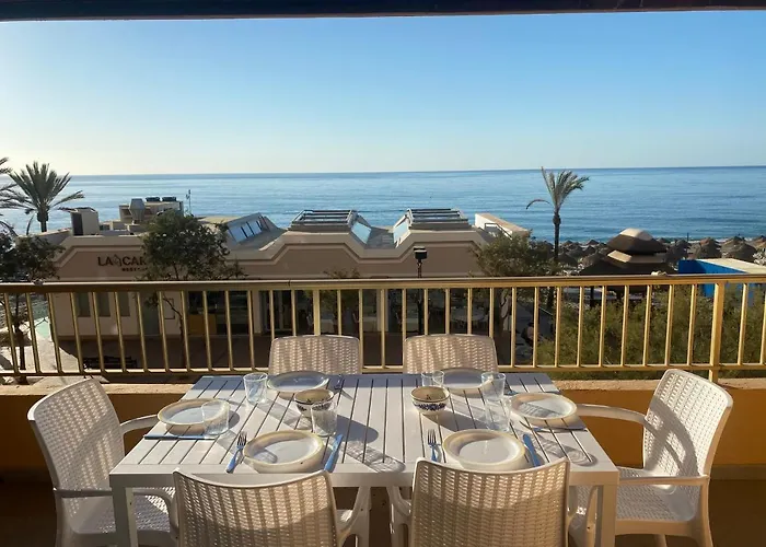 Albamar Frontline Beach Apartment 3 Bedrooms