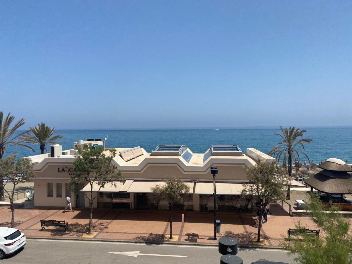 Albamar Frontline 3 Bedrooms Apartment *