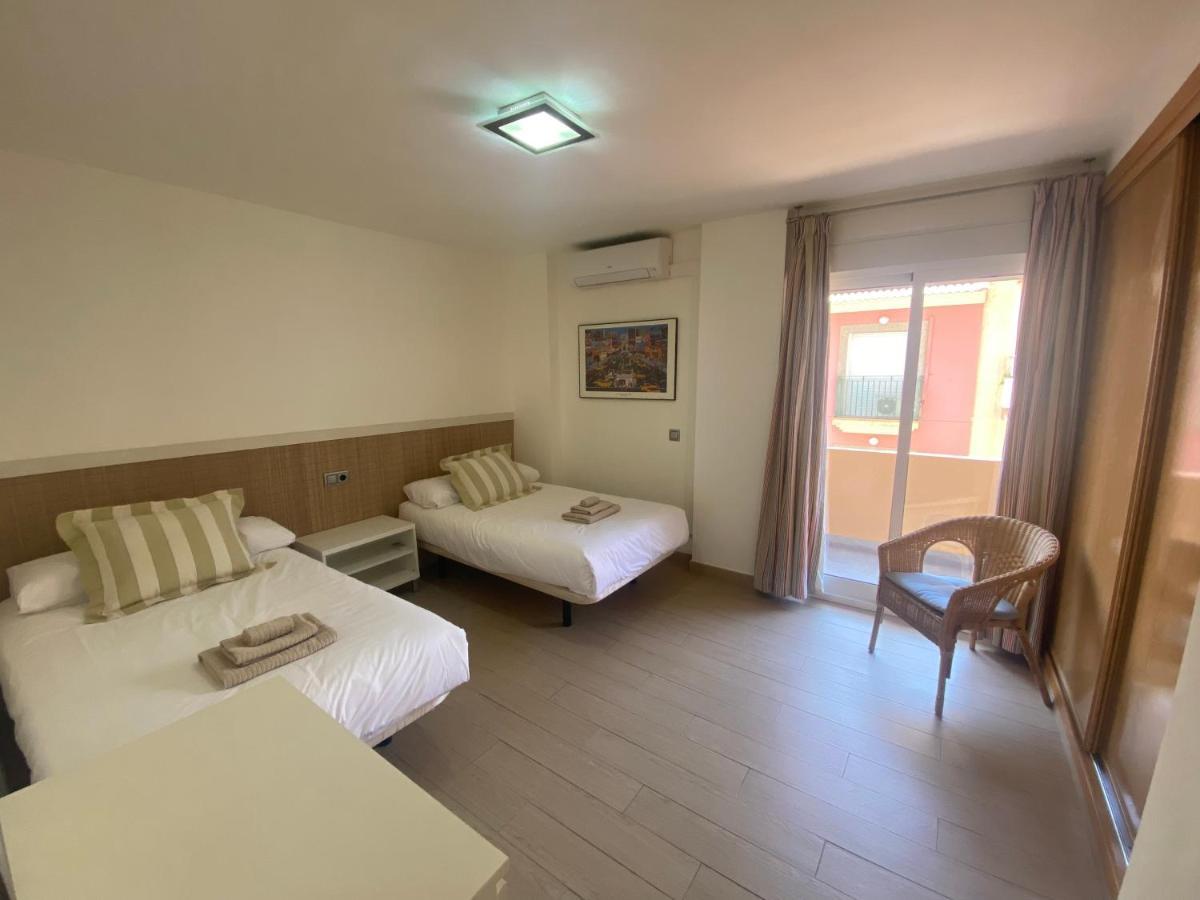 Apartment Albamar Frontline 3 Bedrooms *
